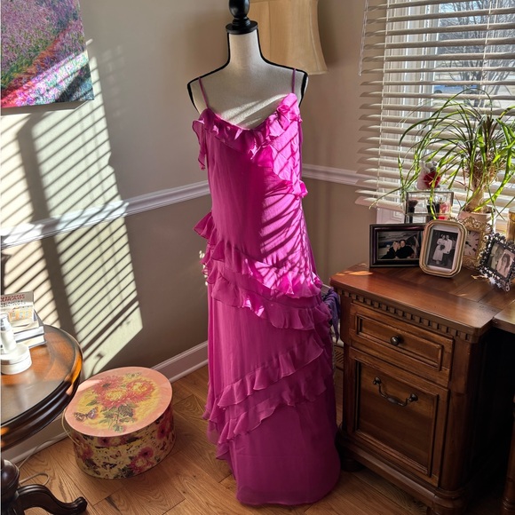 Women’s~ NWT~Gorgeous Orchid Ruffle Maxi Dress! 🌺 - Picture 3 of 16